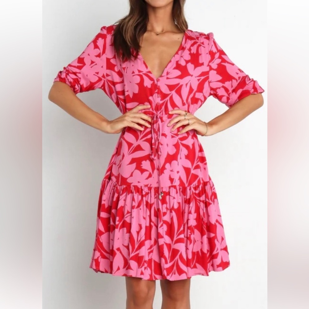 Petal and pup Despina mini dress. Never worn. NWT. SIZE M
